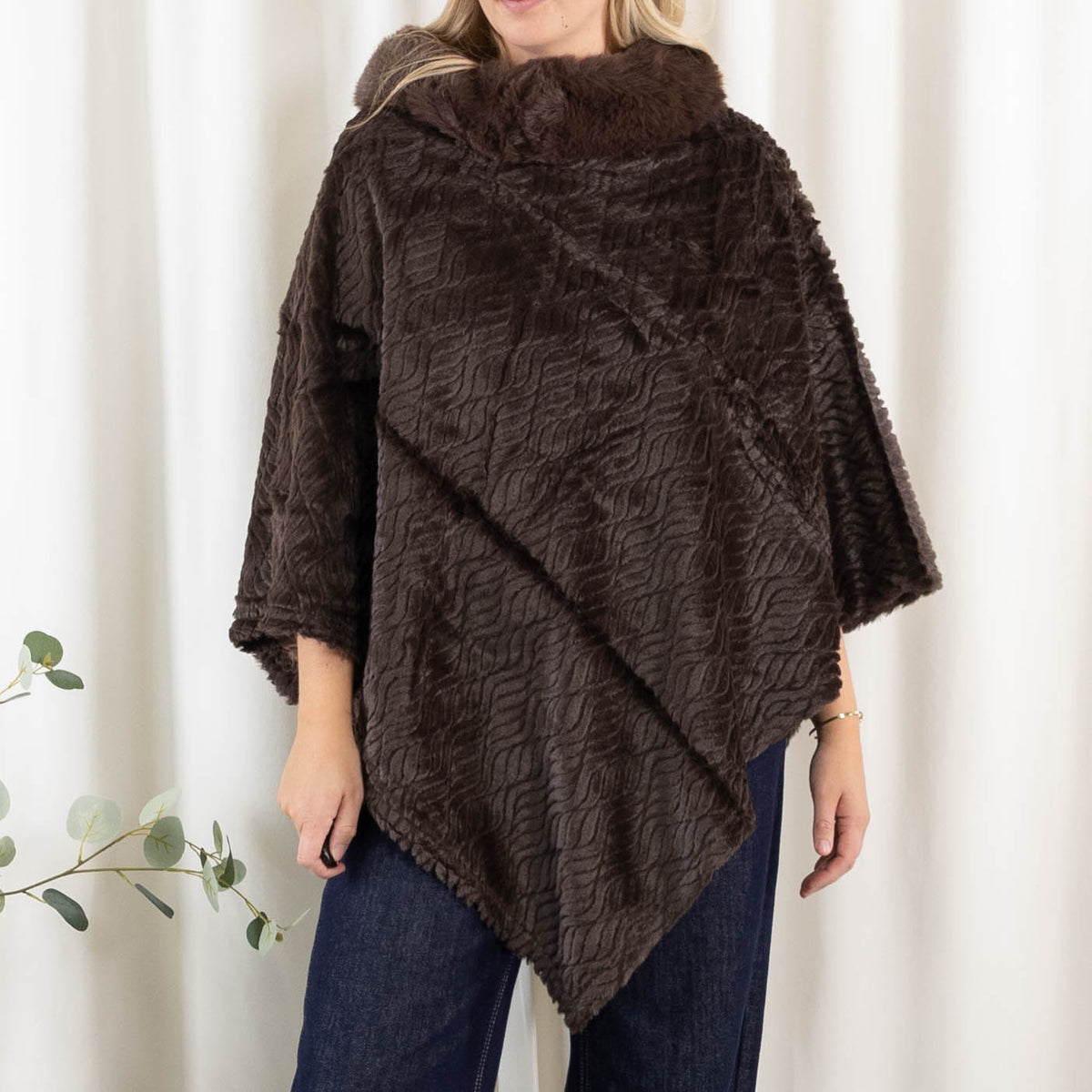 Natasha poncho, Choko