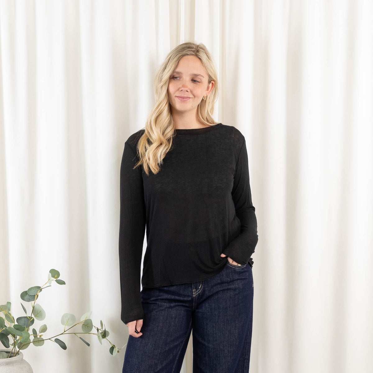 Cashy long sleeve, Sort