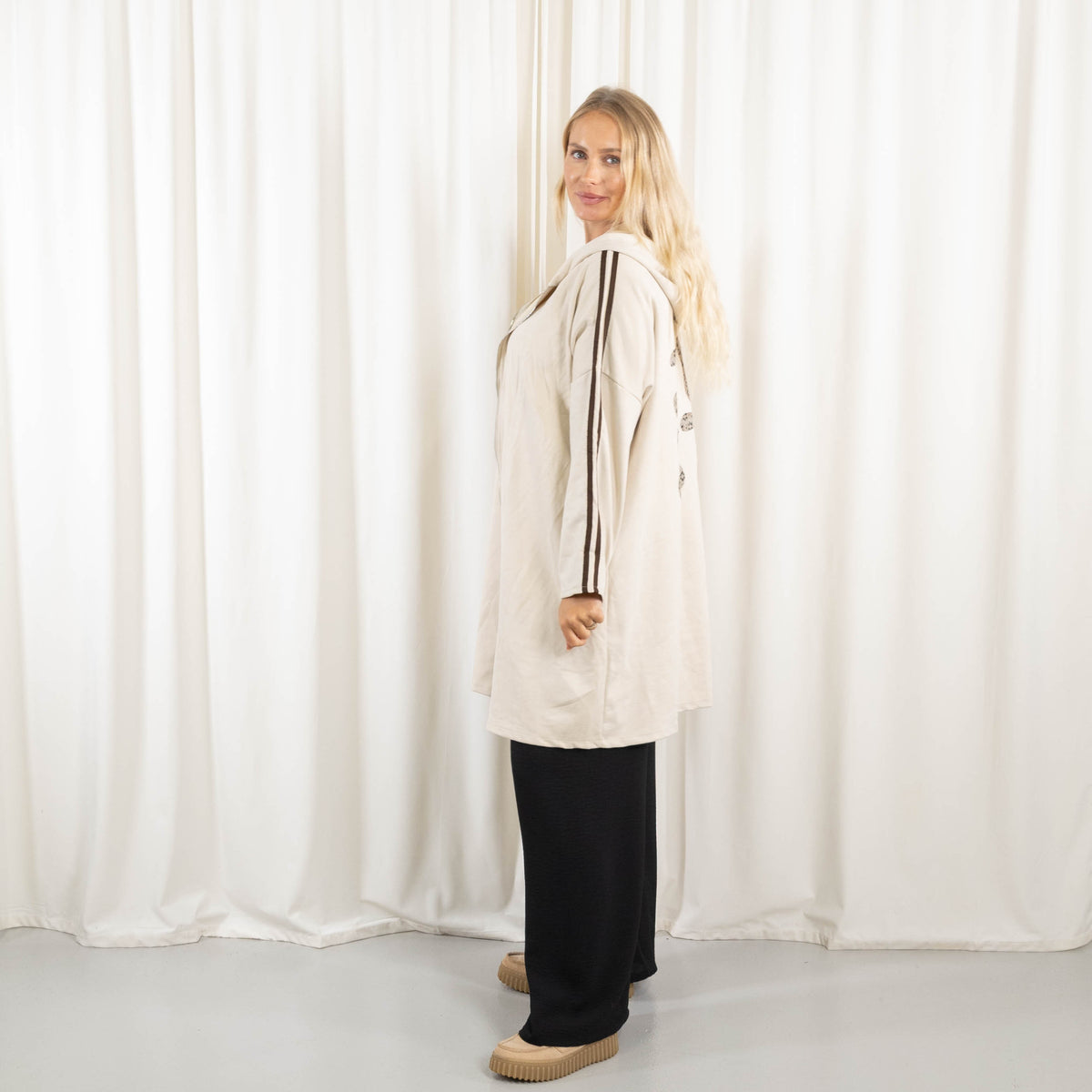 Lola cardigan, Beige