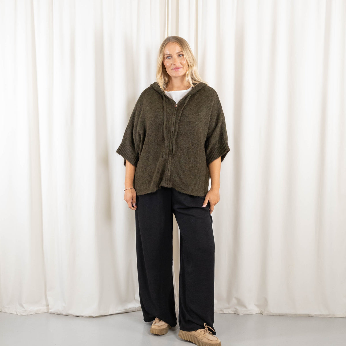 Maddie strikcardigan, Khaki