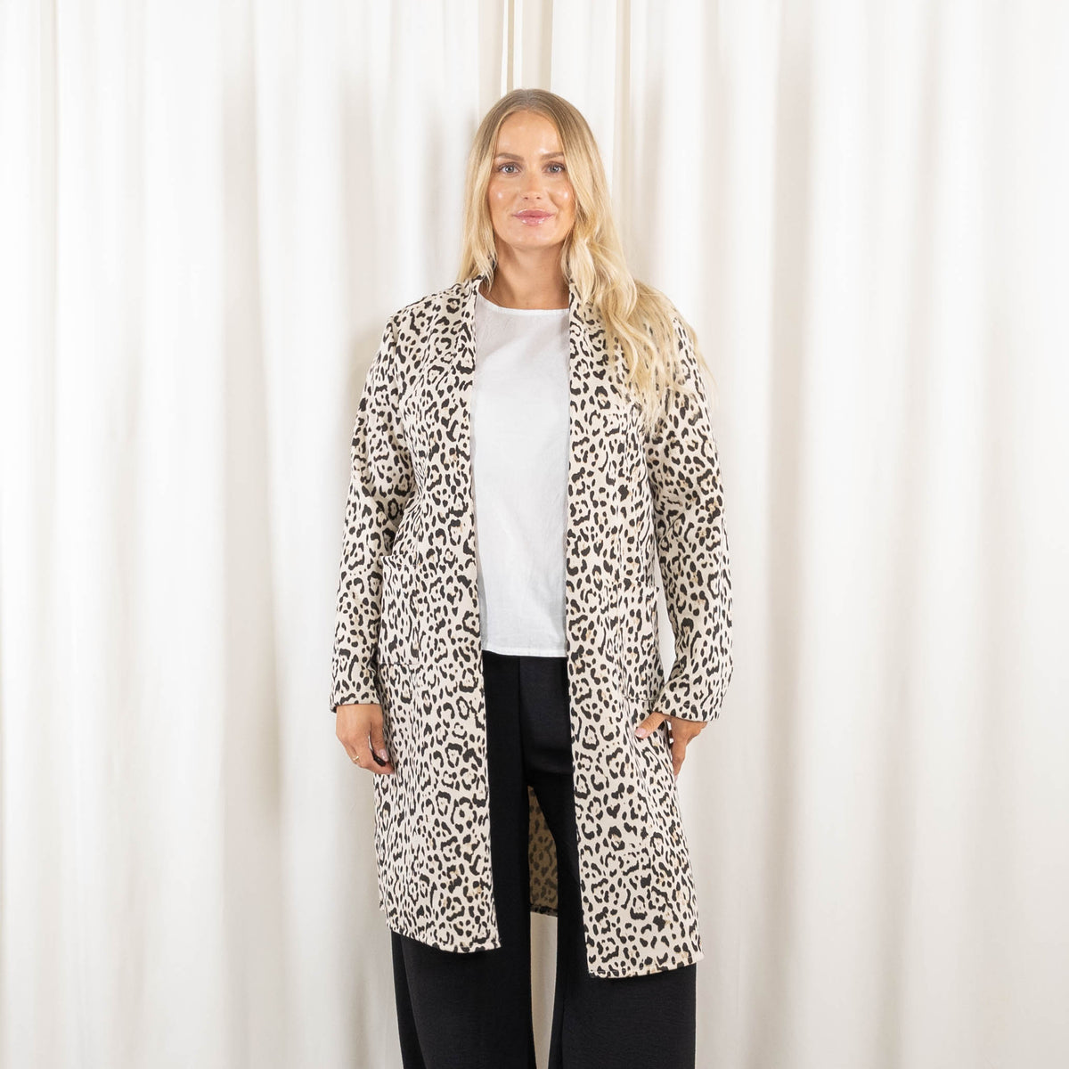 Britta cardigan, Beige
