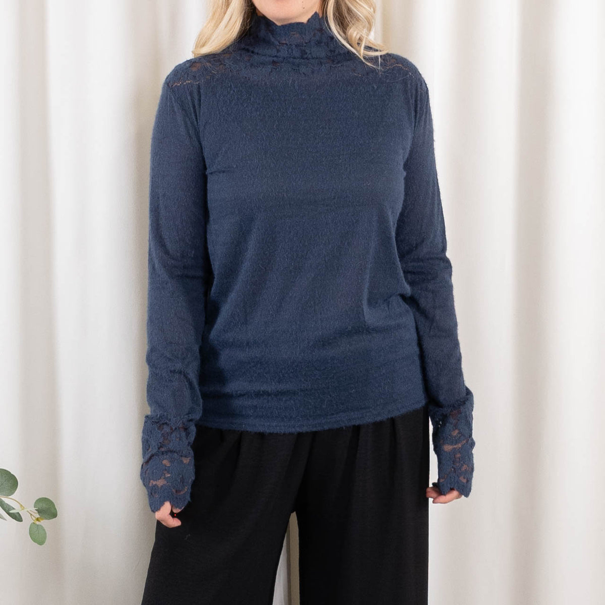 Jill overdel, Navy