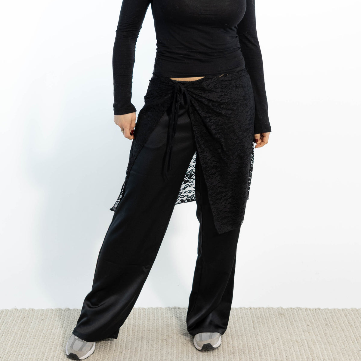 Dolly lace wrap, Sort