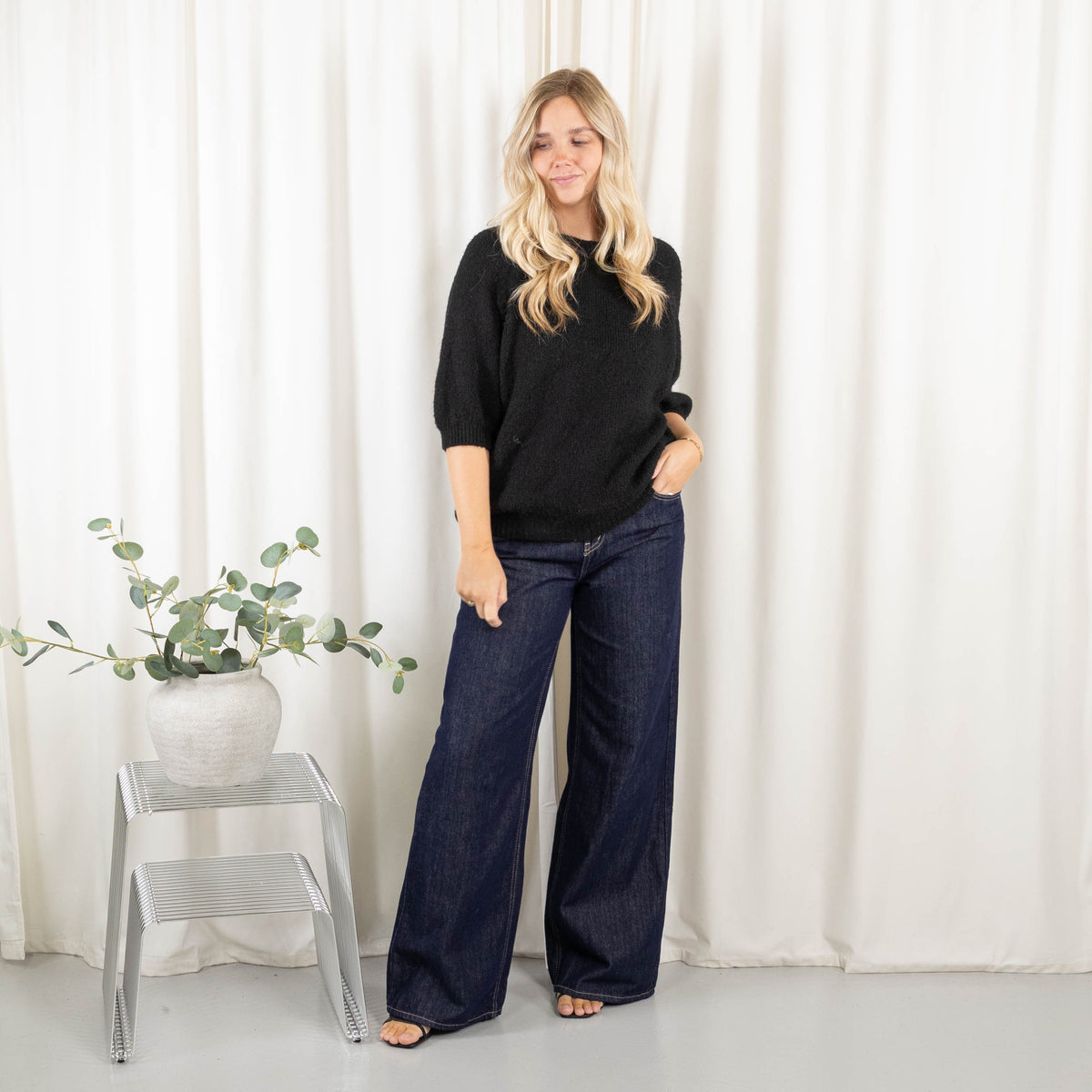 Kelly strik, Sort