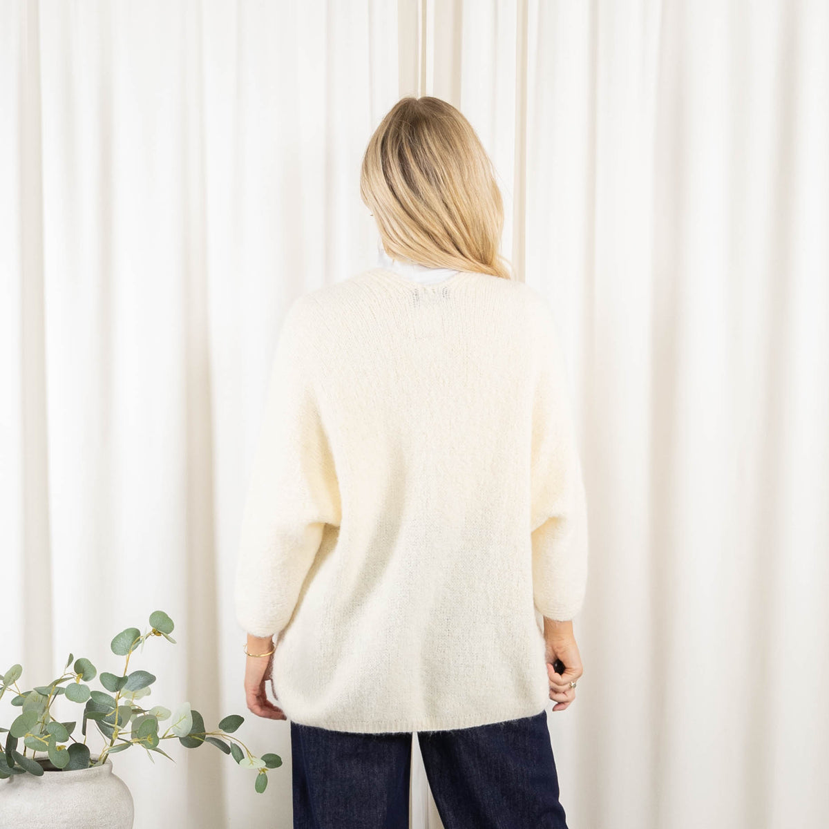 Laura cardigan, Råhvid