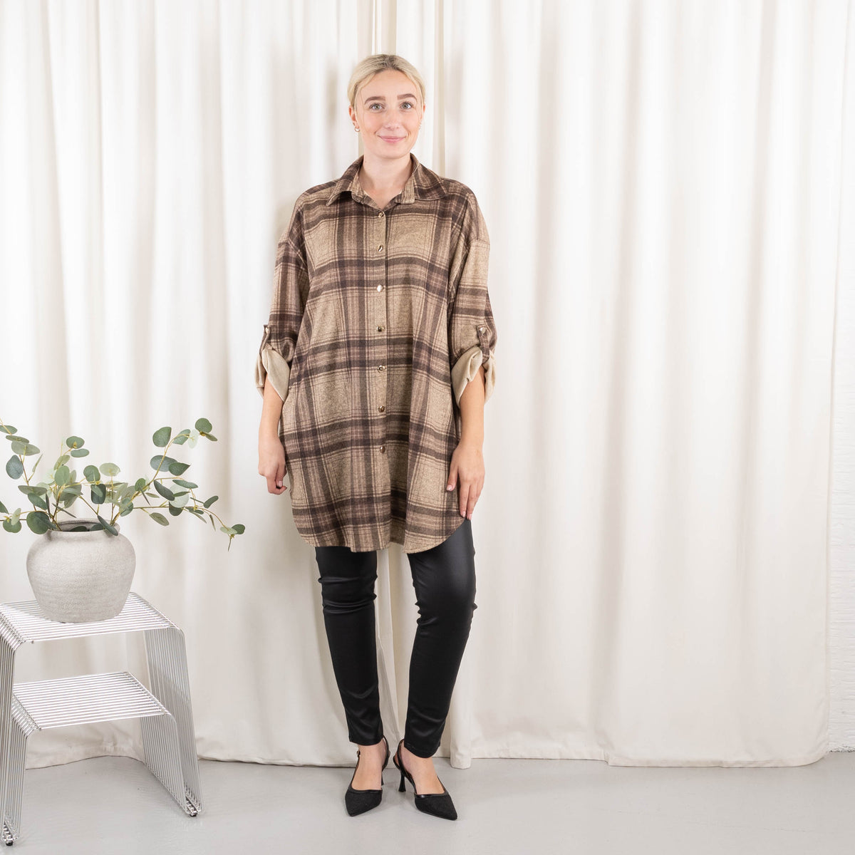 Lynn skjorte, Taupe