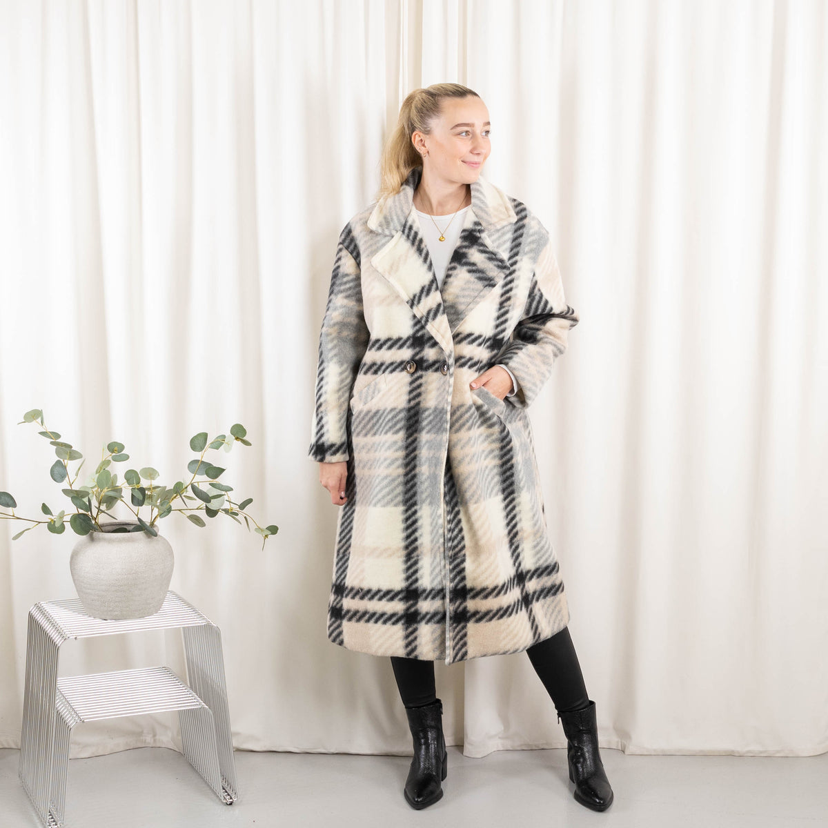 Nikoline jakke, Beige