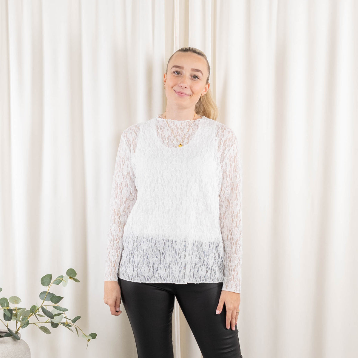 Carla lace overdel, Hvid
