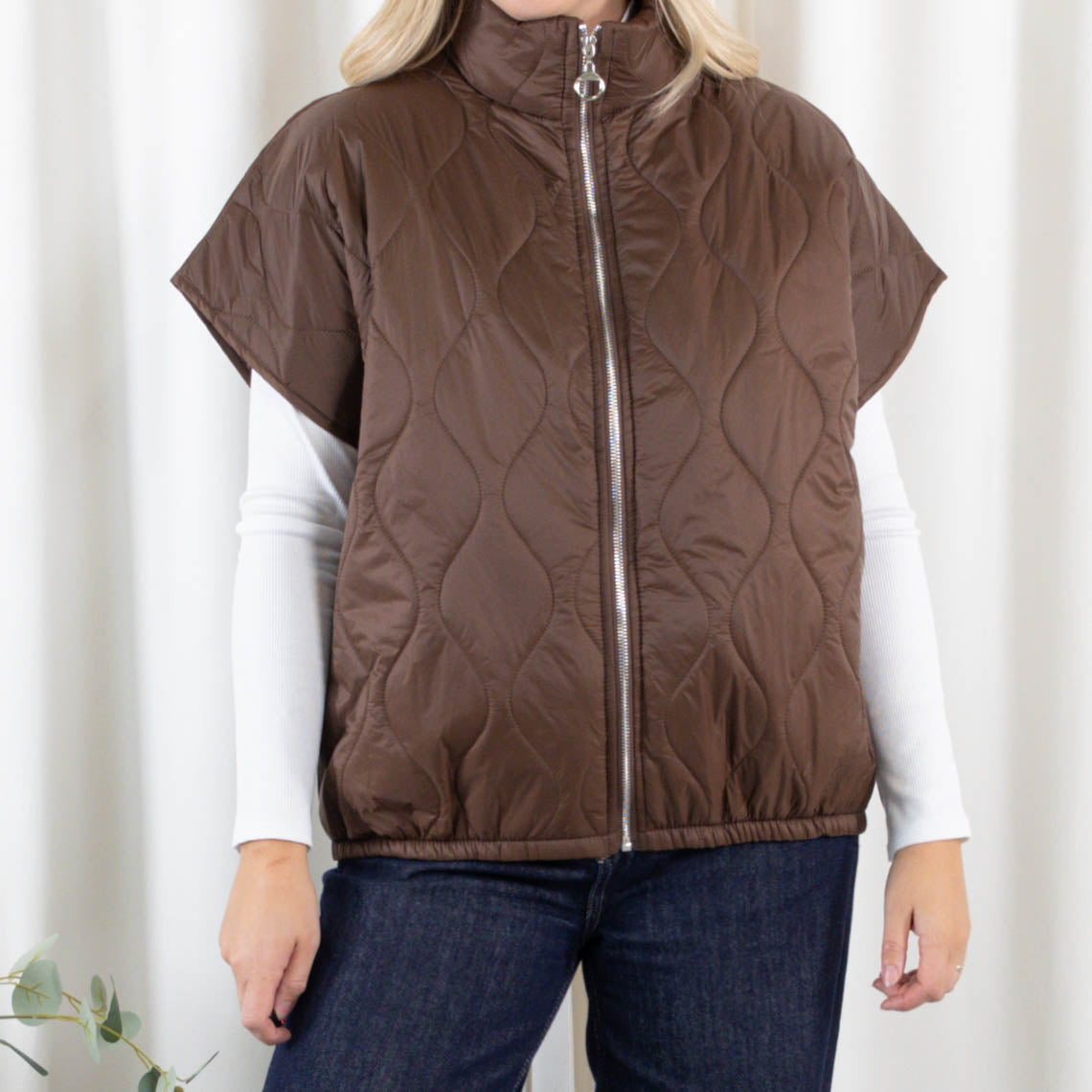 Ramona vest, Choko
