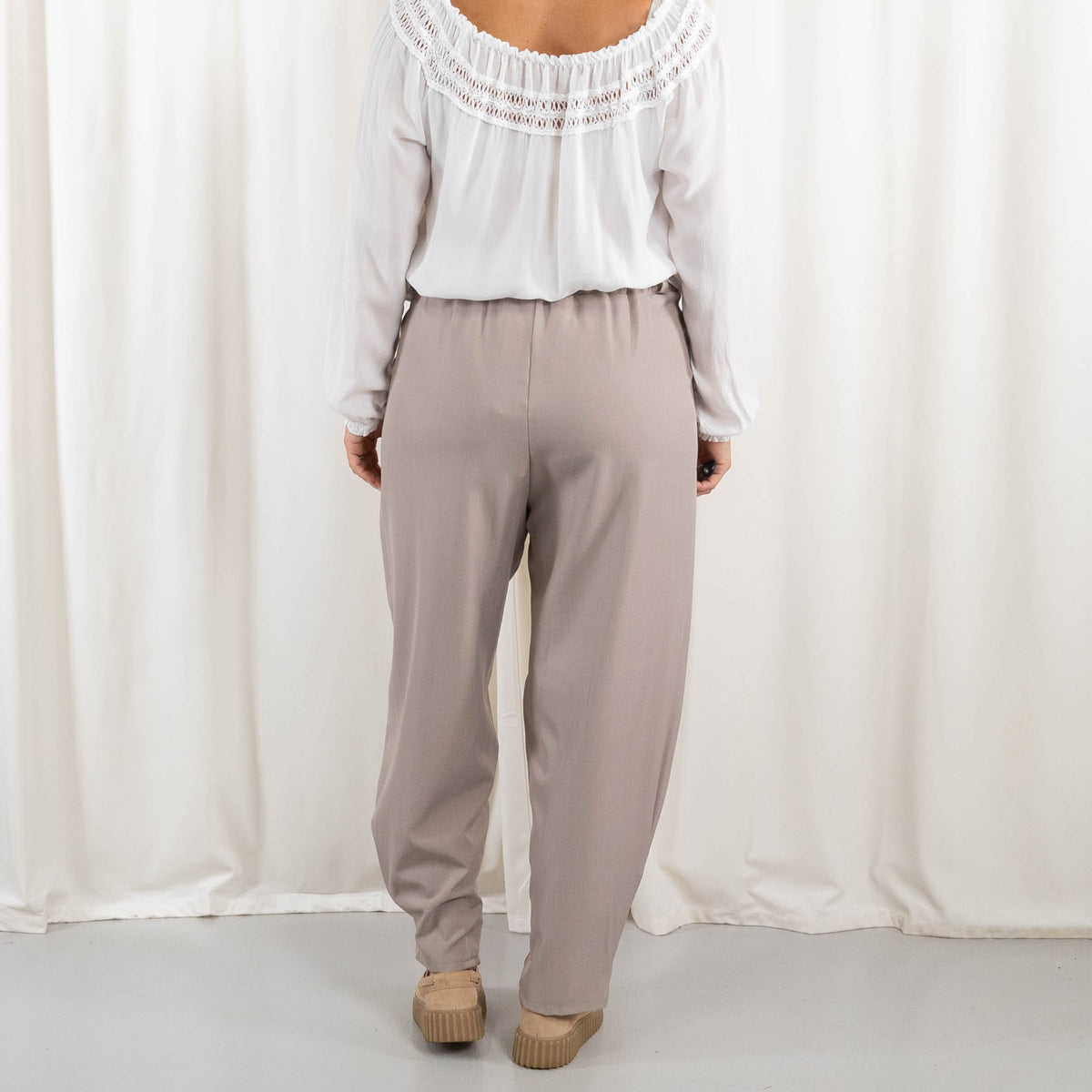 Oasis bukser, Taupe