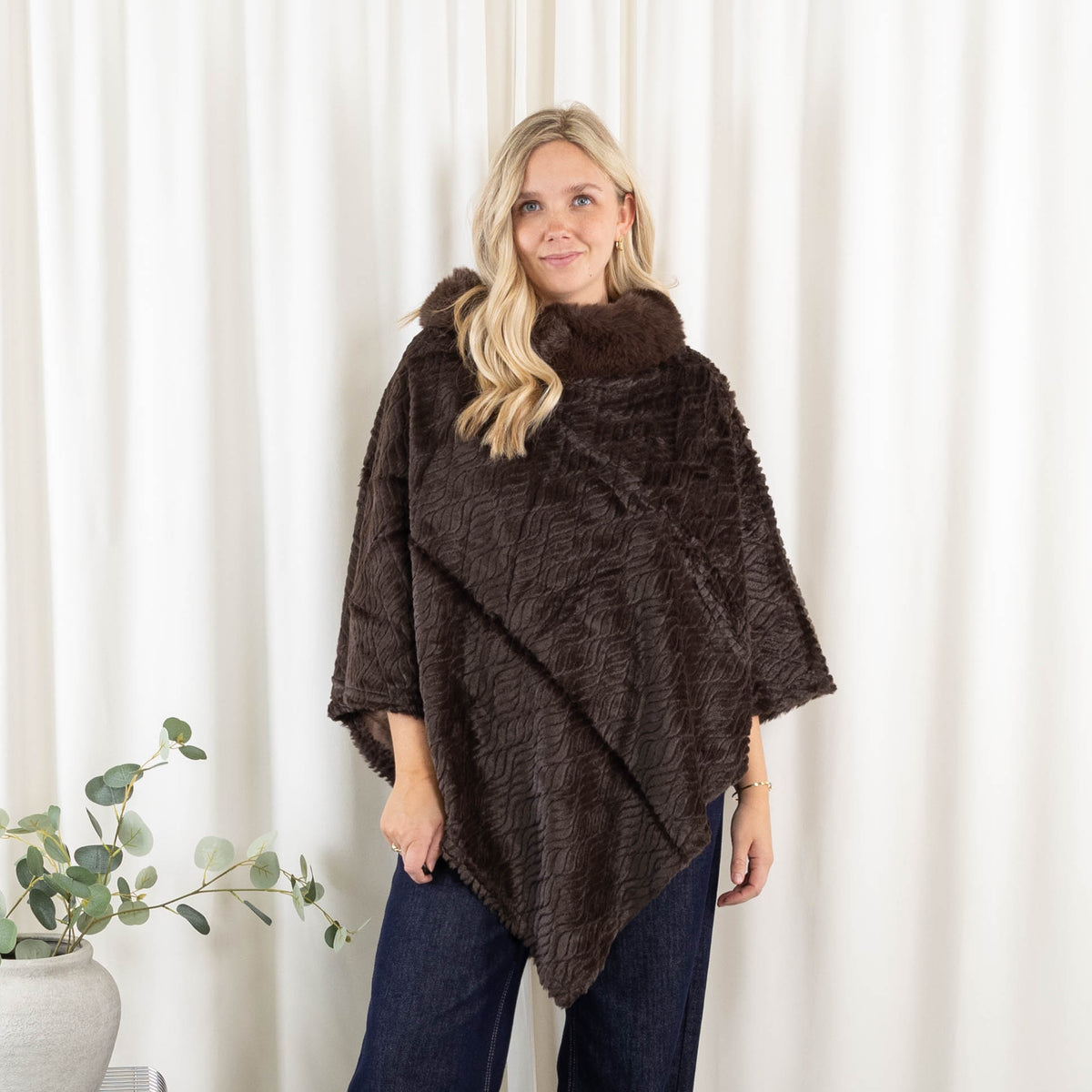 Natasha poncho, Choko