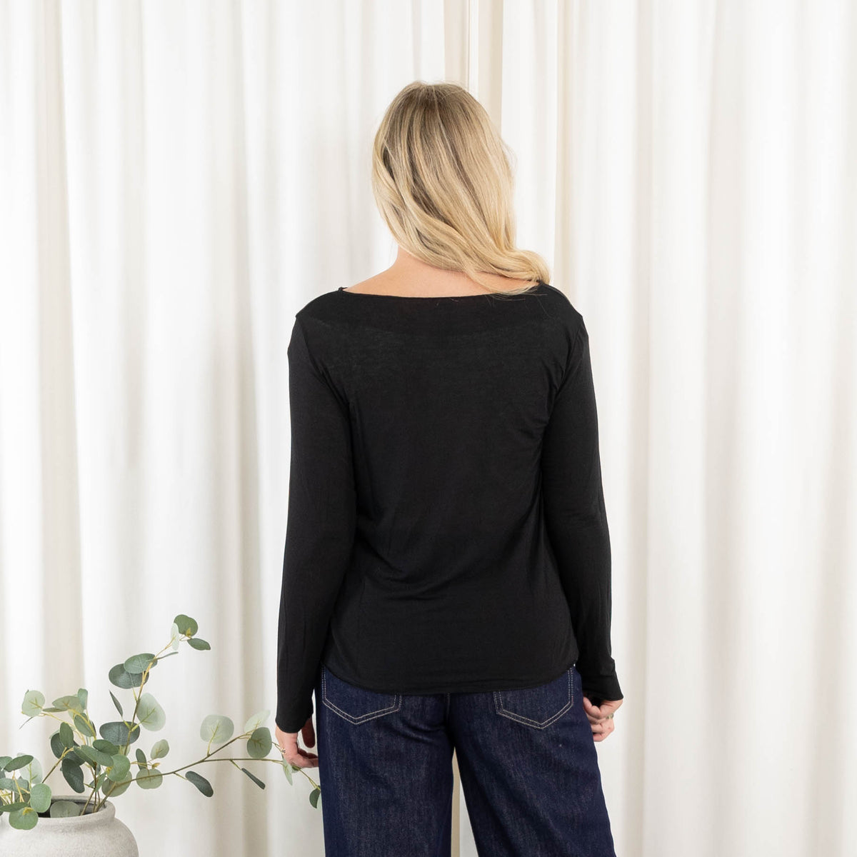 Cashy long sleeve, Sort