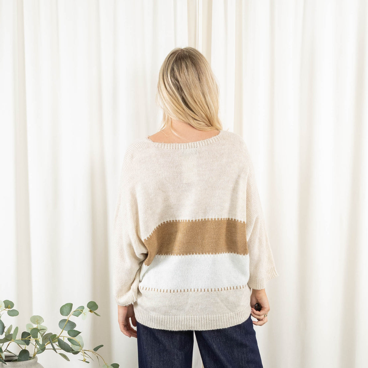 Bettina strik, Beige