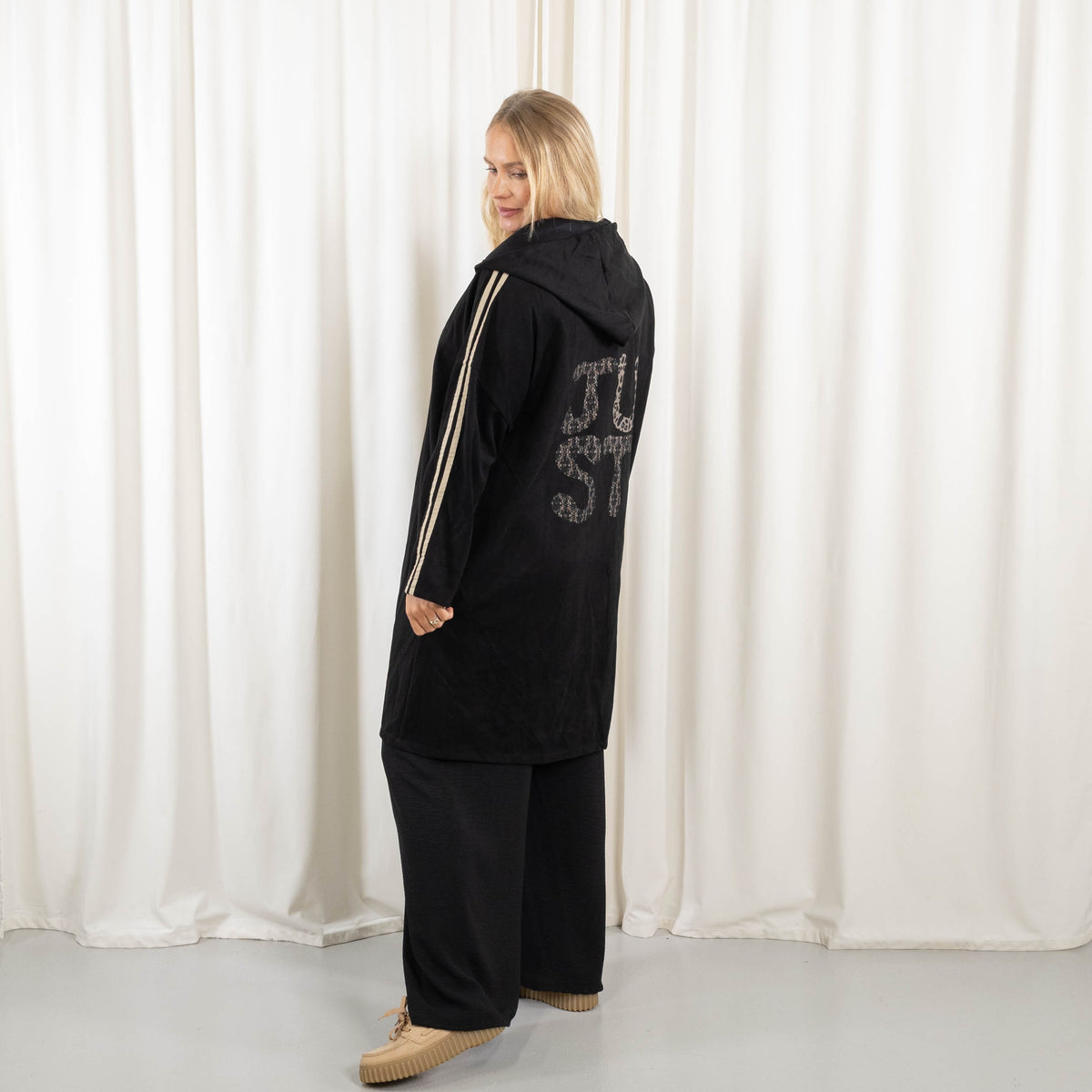 Lola cardigan, Sort