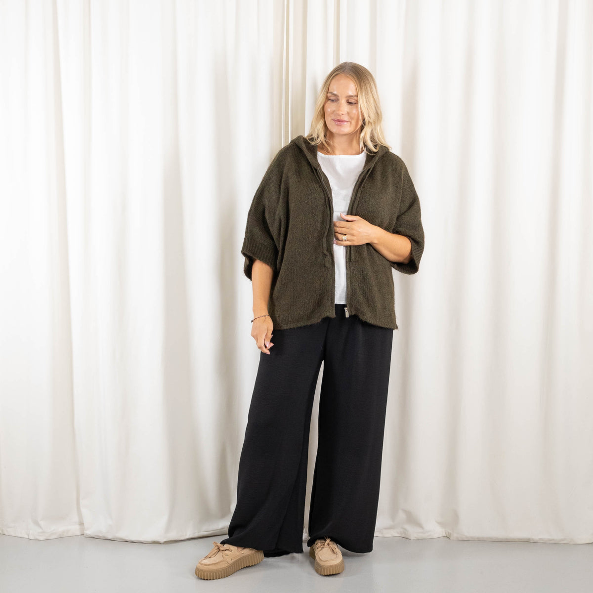 Maddie strikcardigan, Khaki