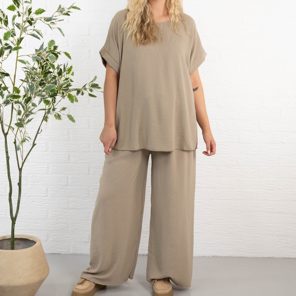 Marianne 2 delt sæt, Taupe