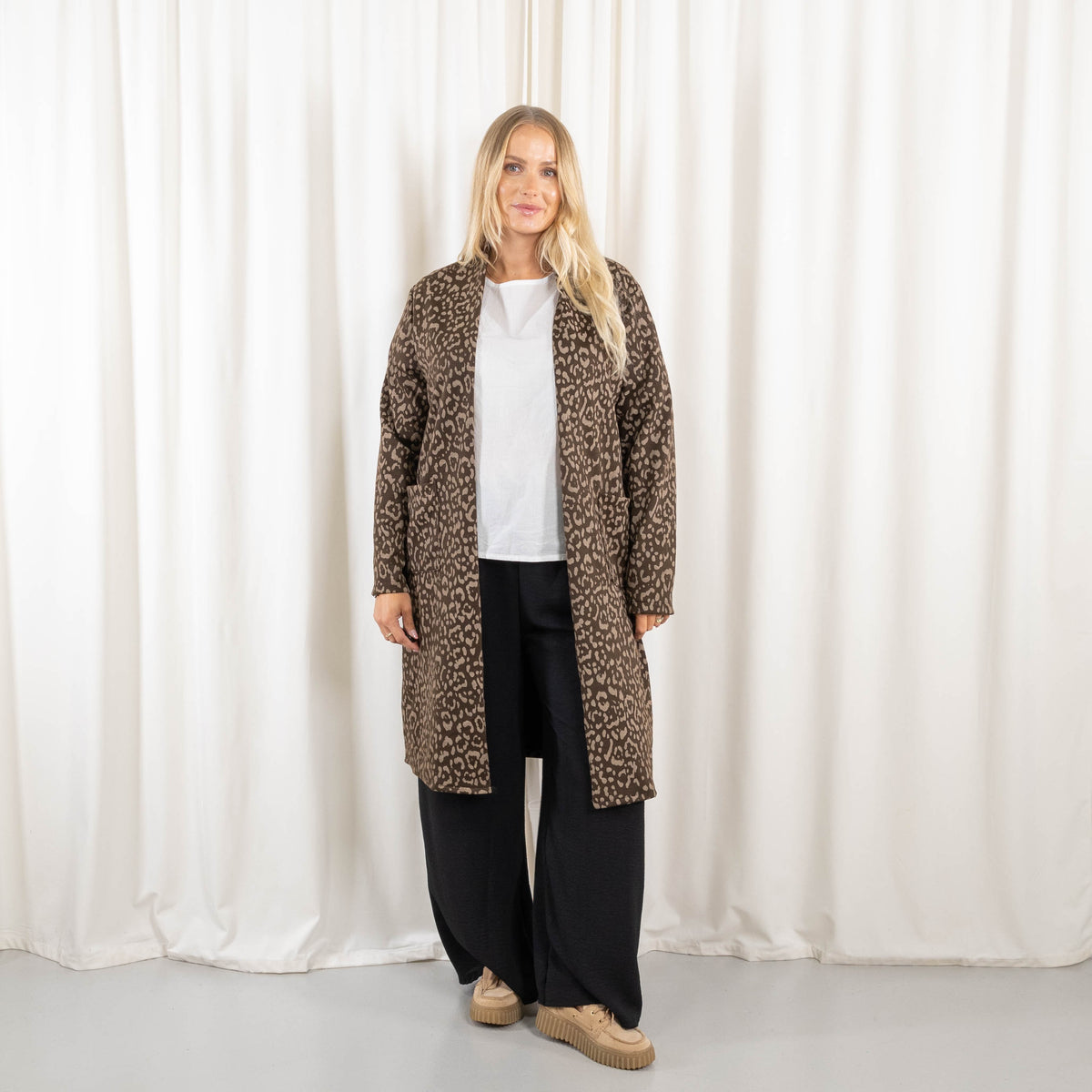 Britta cardigan, Choko