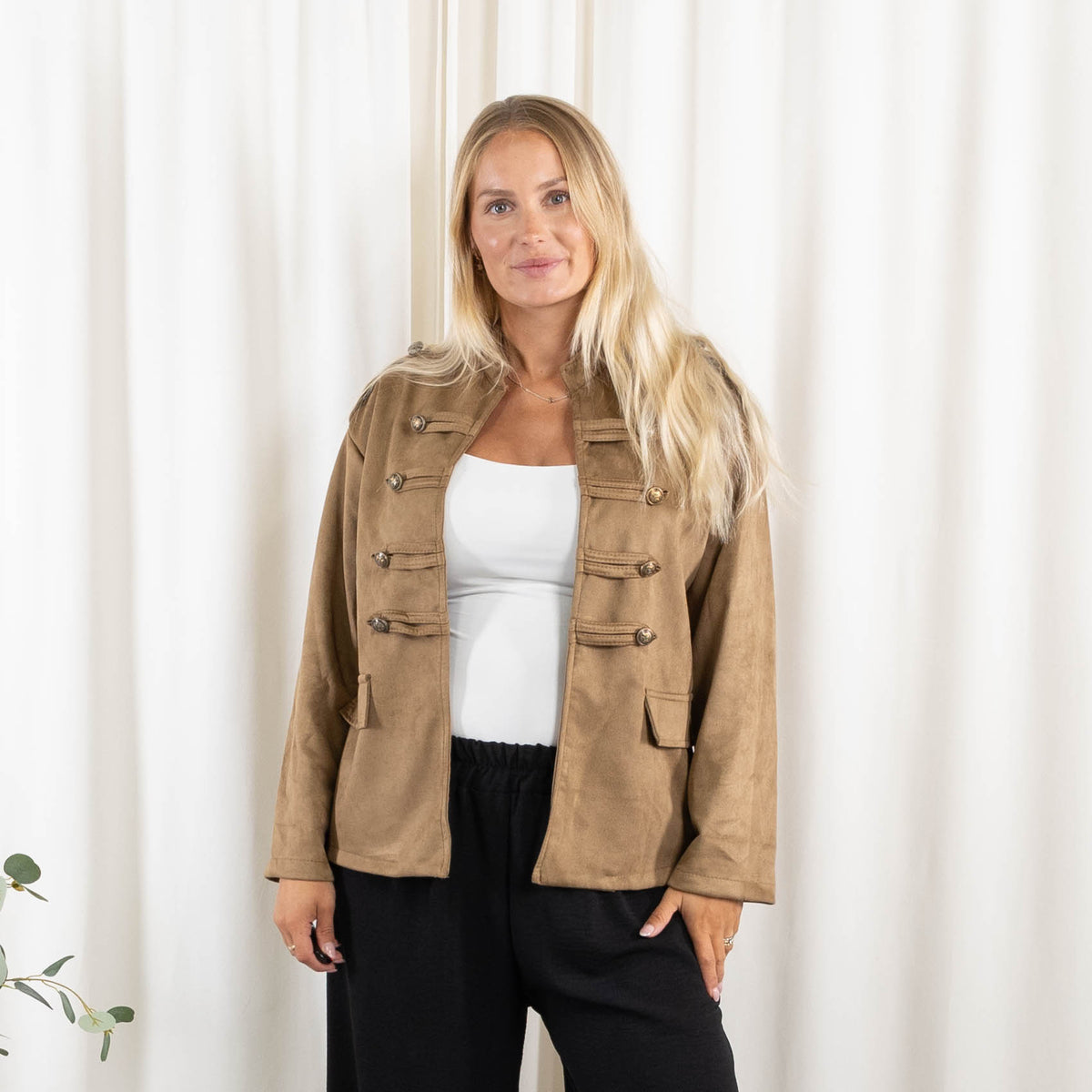 Beka blazer, Camel