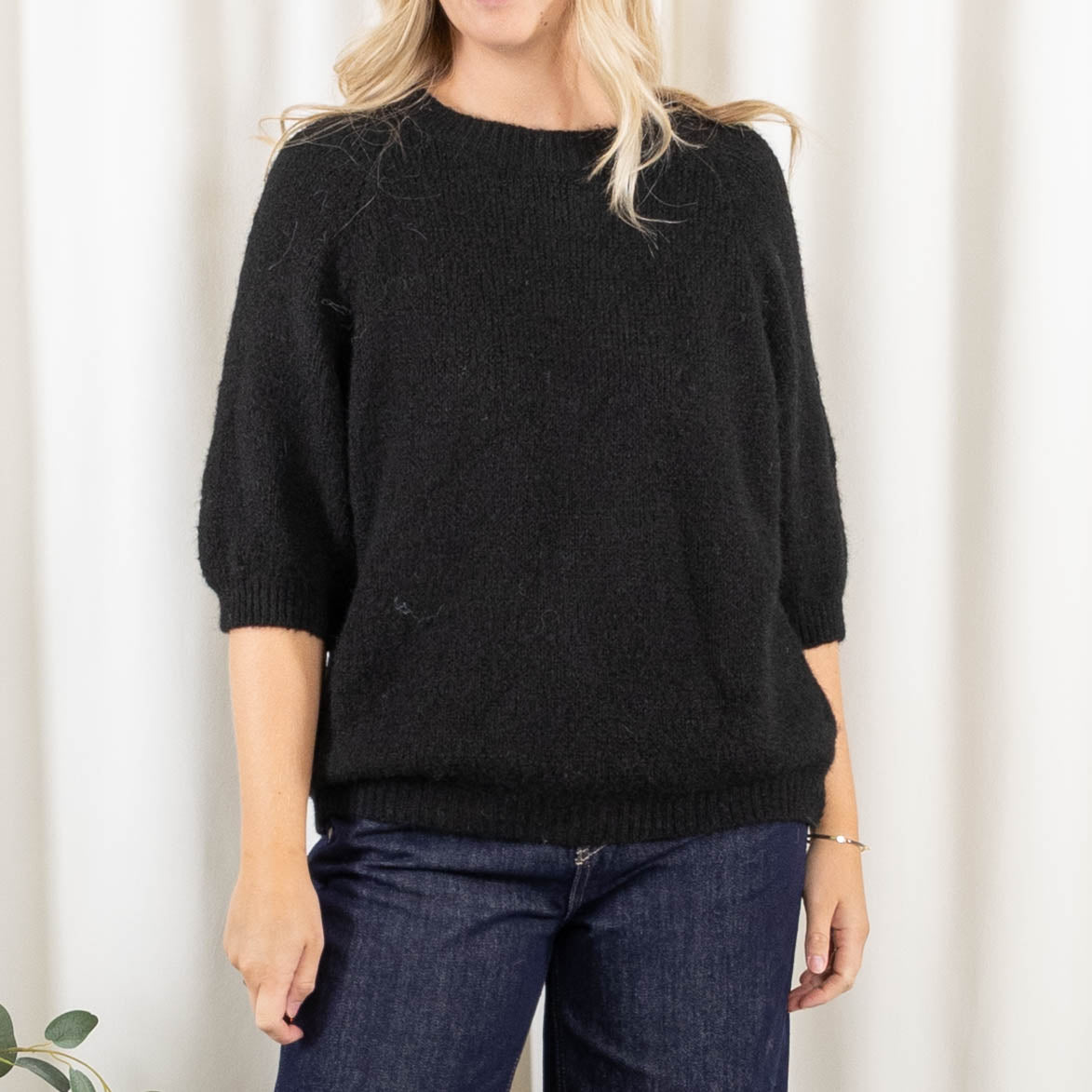 Kelly strik, Sort