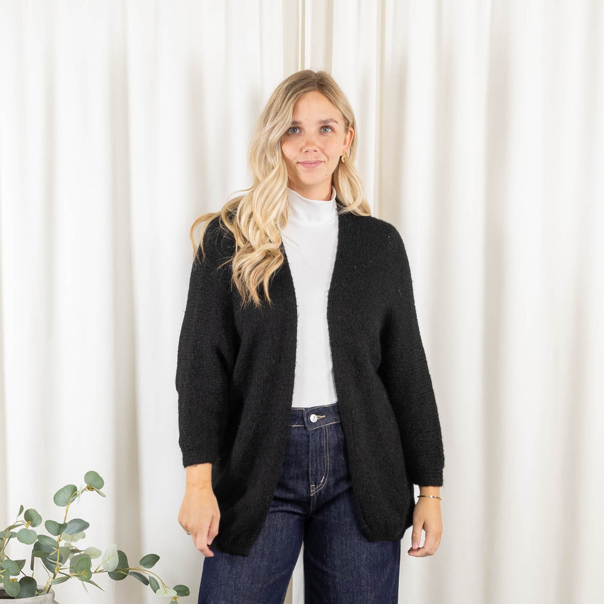 Laura cardigan, Sort