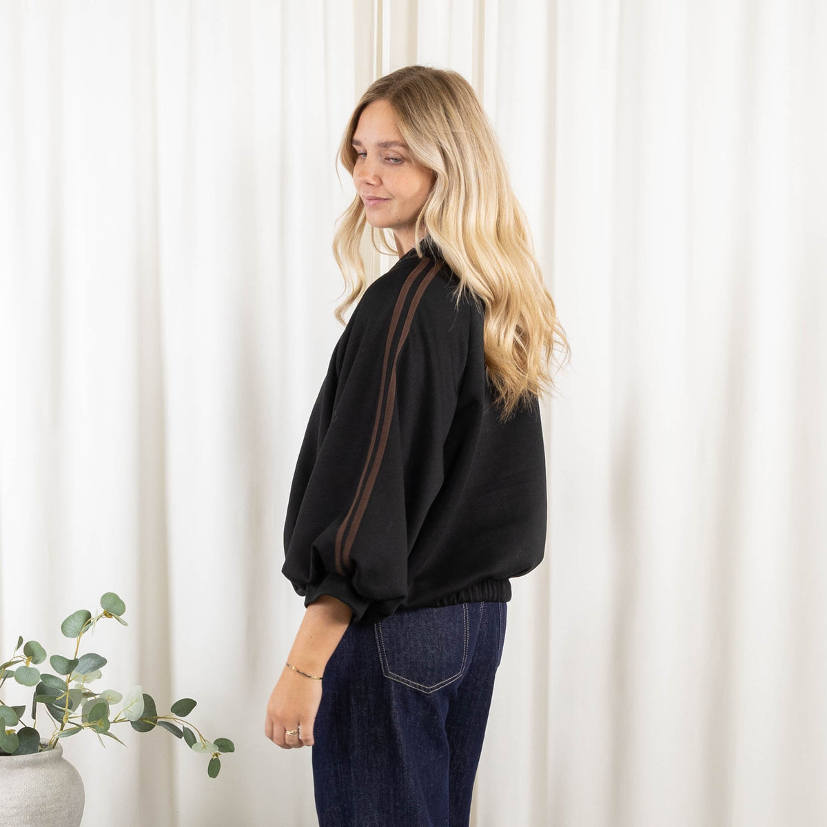 Cille jakke, Sort
