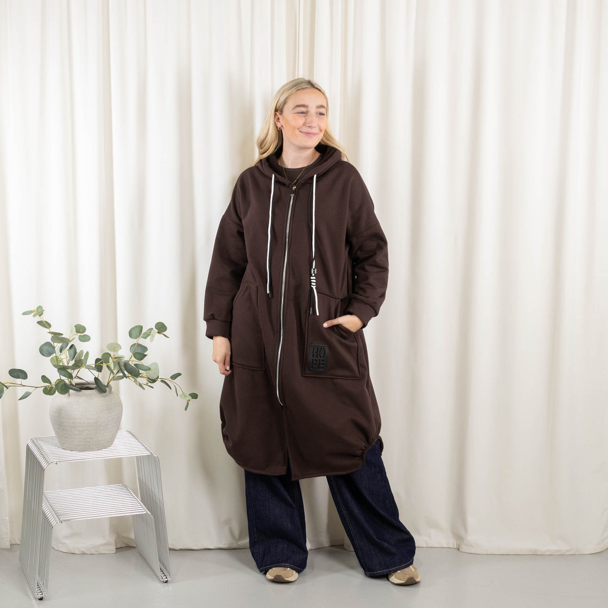 Hope sweatshirt, Choko