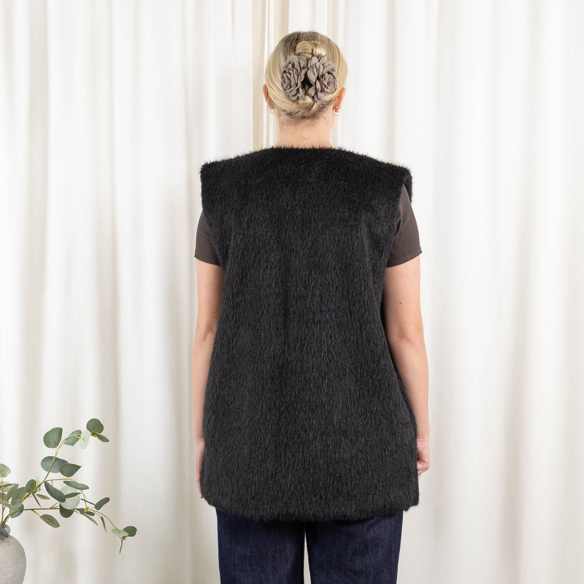 Lenora vest, Sort