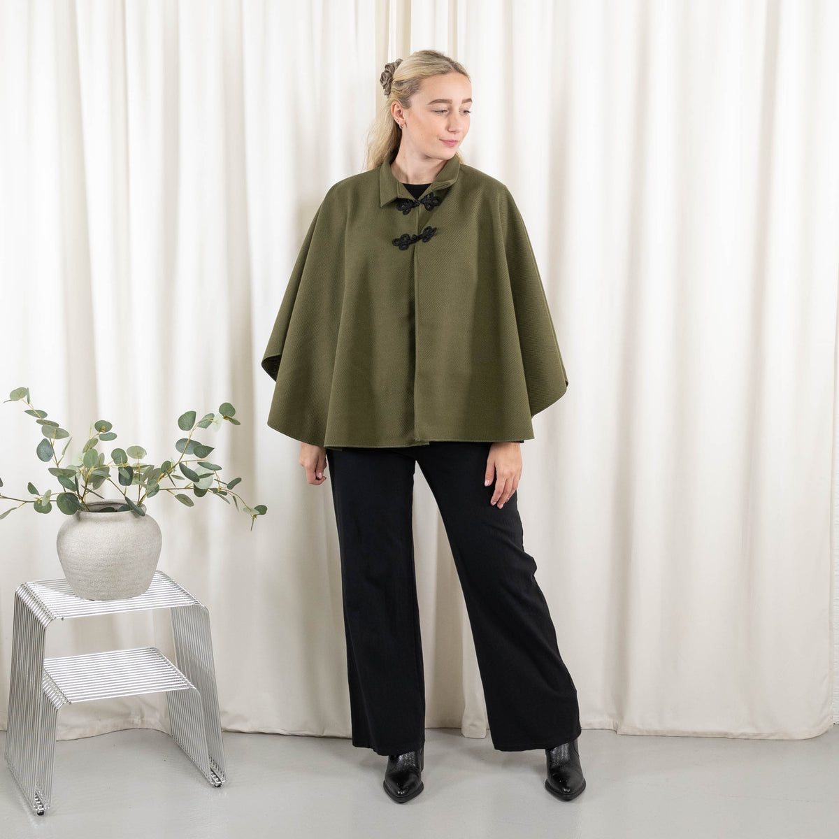 Madison poncho, Miligrøn