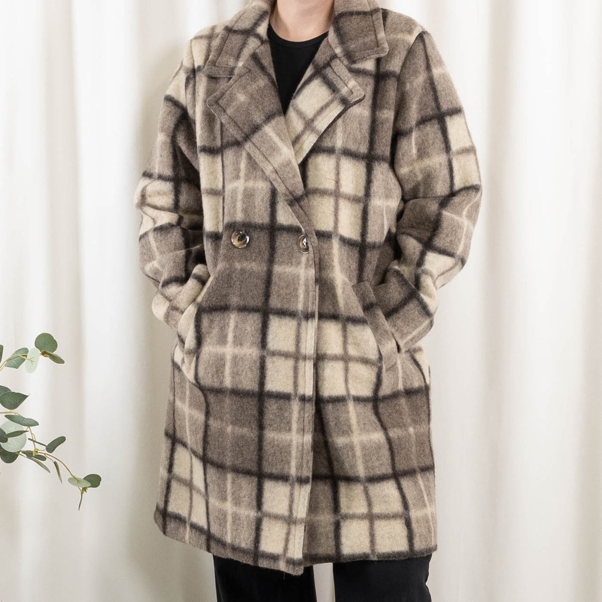 Scarlet jakke, Taupe