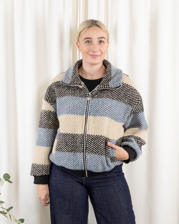 Enya jakke, Blå