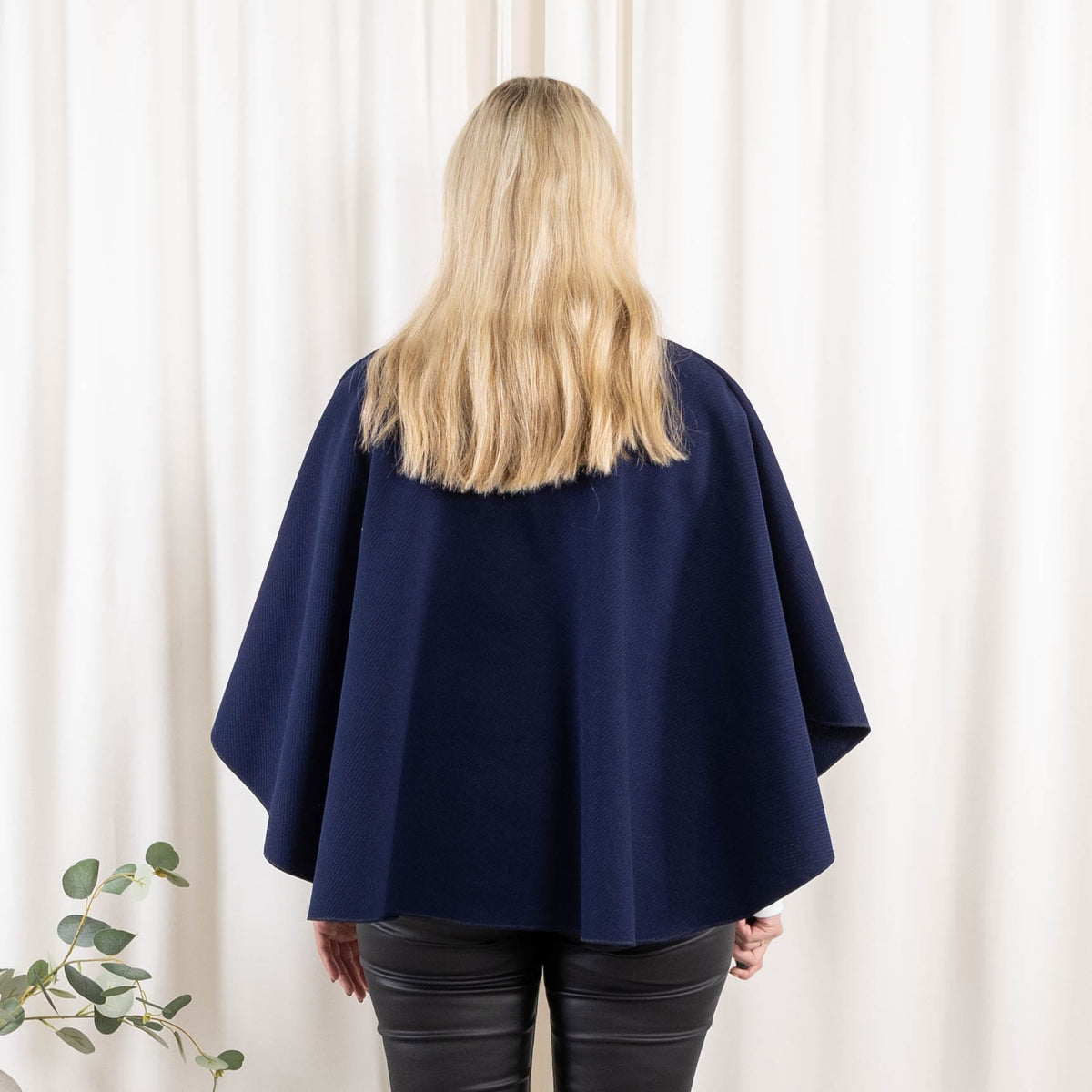 Madison poncho, Navy