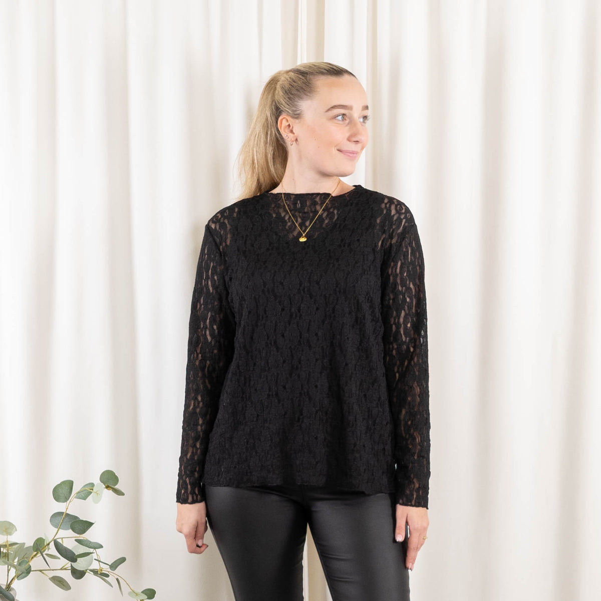 Carla lace overdel, Sort