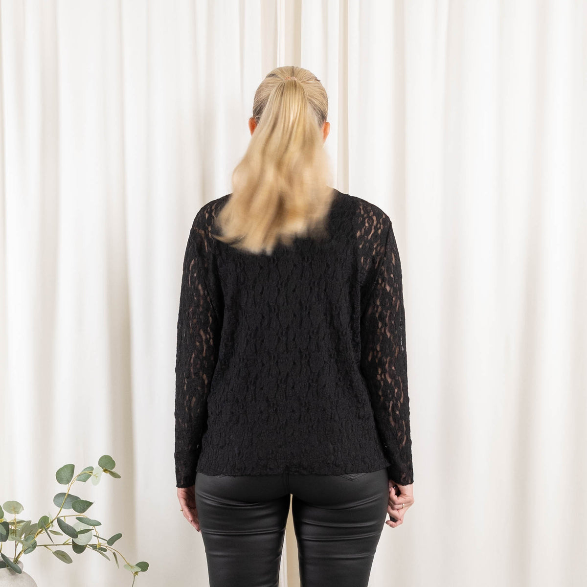 Carla lace overdel, Sort