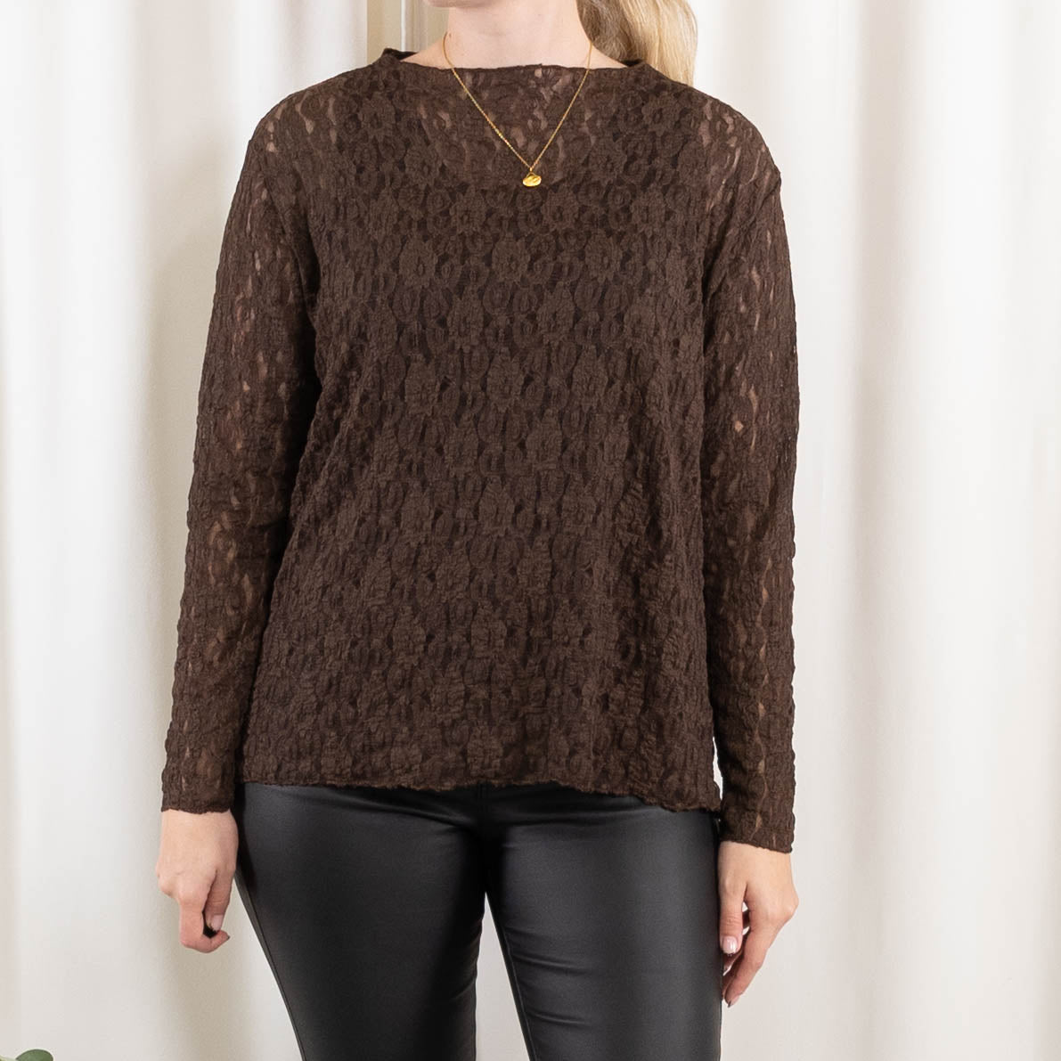 Carla lace overdel, Choko