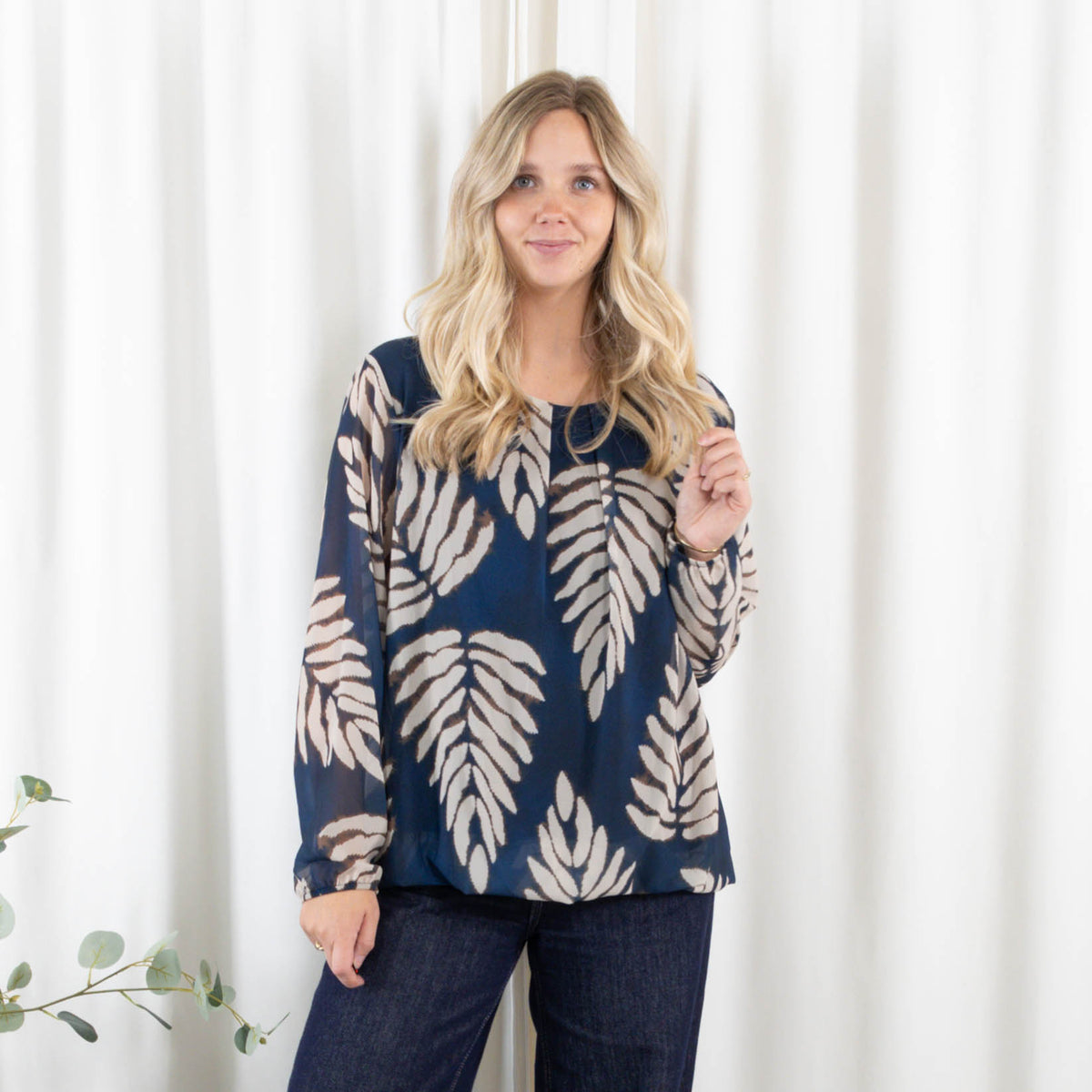Barbera overdel, Navy
