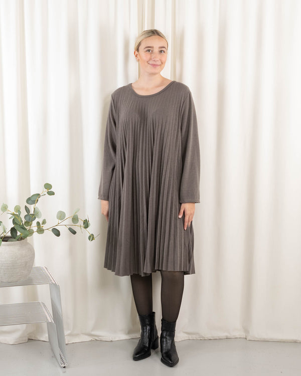 Agnes kjole, Taupe