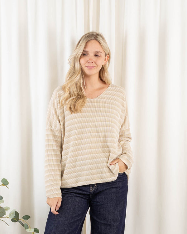 Tilde strik, Beige