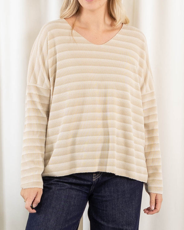 Tilde strik, Beige